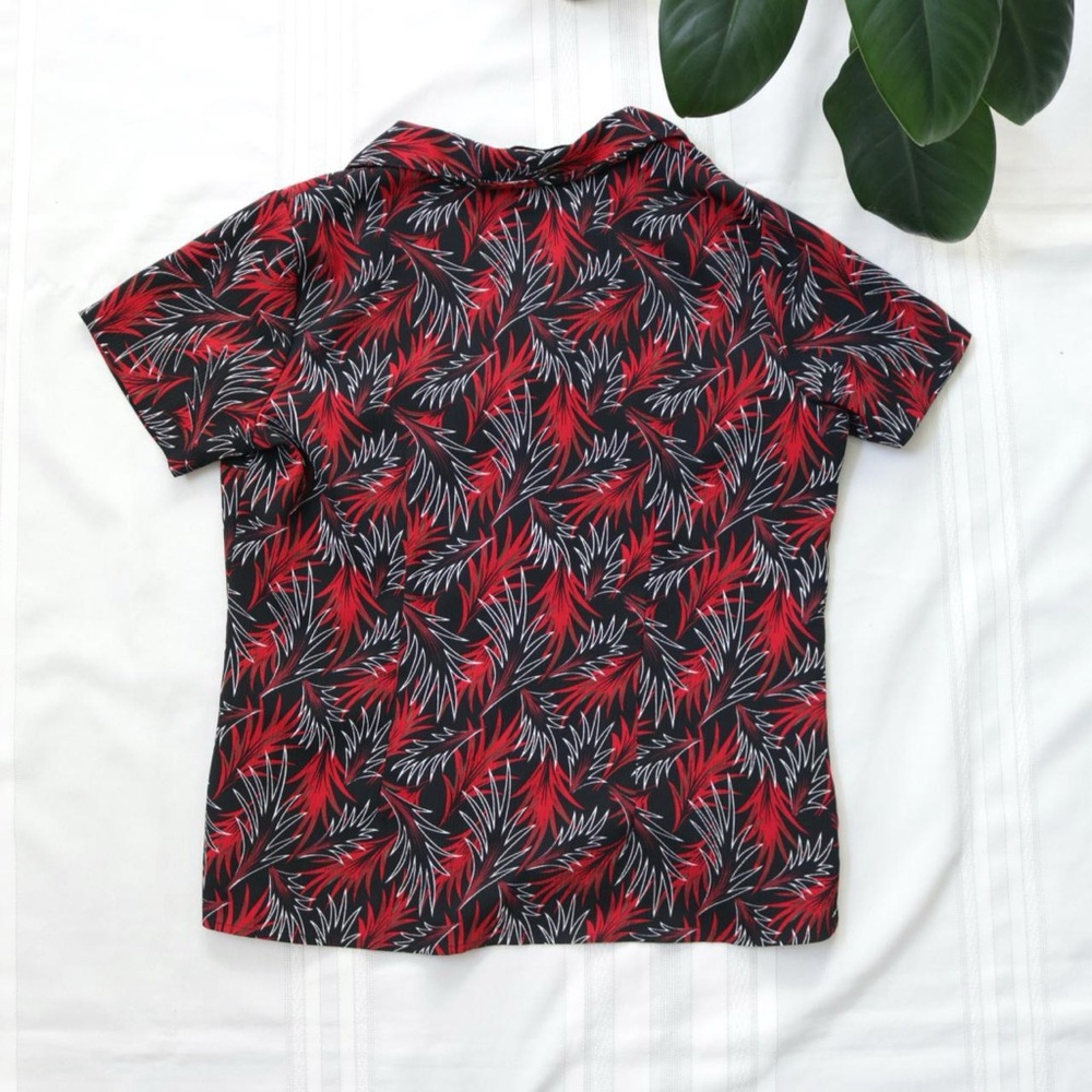 Red And Black Abstract Palm Leaf Patterned Button… - image 6